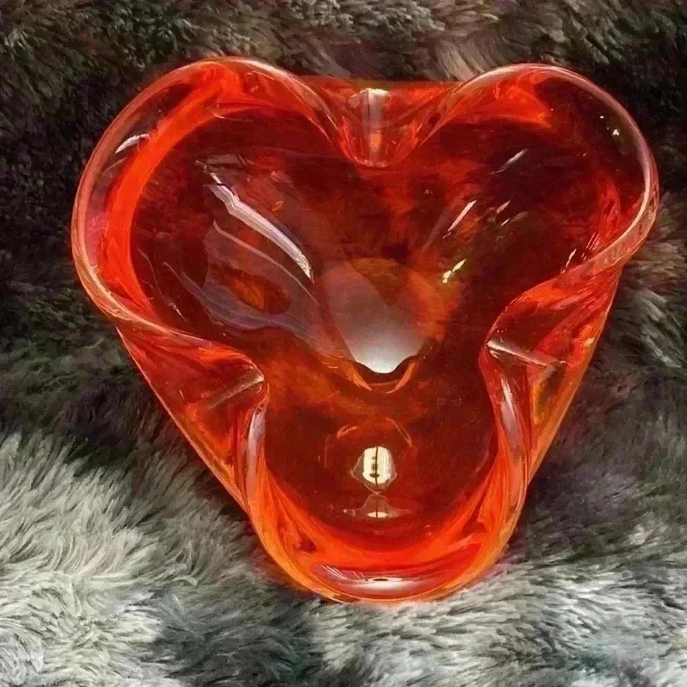 Vintage Orange Art Glass Bowl - Picture 5 of 16